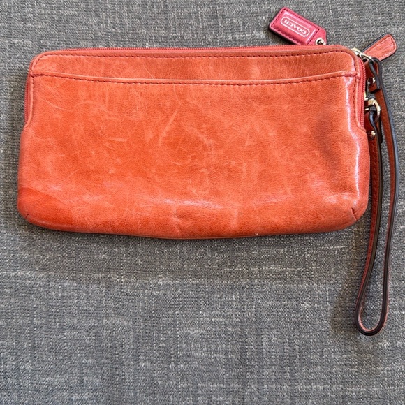 Coach Coral Orange Wristlet Vintage - Picture 2 of 11